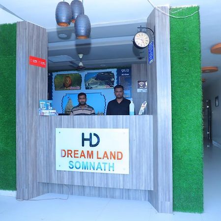 Hotel Dreamlnd Somnāth Buitenkant foto